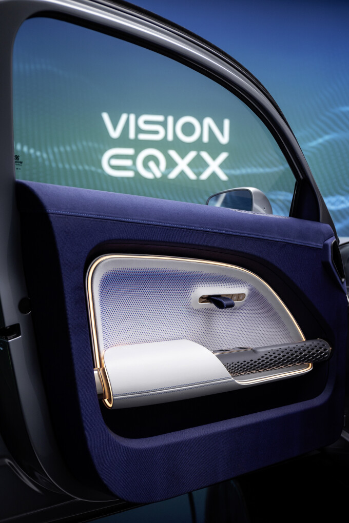 Die Trgriffe im VISION EQXX sind aus der Biosteel-Faser gefertigt. Dabei handelt es sich um eine hoc