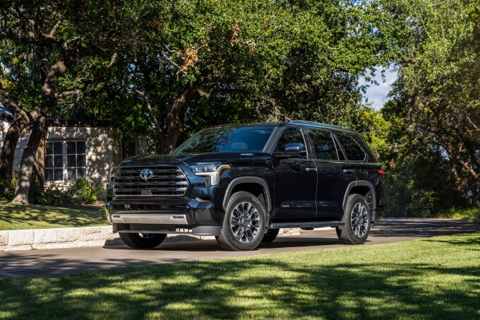 2023 Toyota Sequoia Limited 024