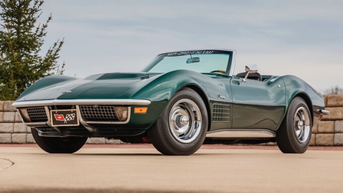 1971-chevrolet-corvette-zr2-convertible-photo-via-mecum-auctions_100839178_hc0bfa5b54507e625.md.jpg