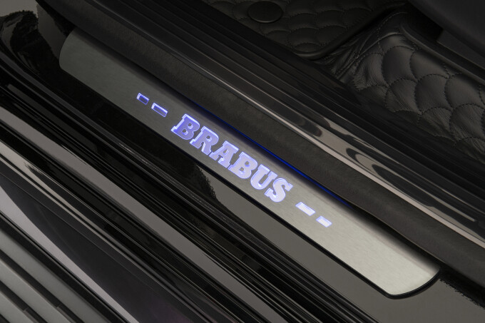 BRABUS-900-Mercedes-Maybach-GLS-Studio-25332f3a76d15fa6a1.jpg