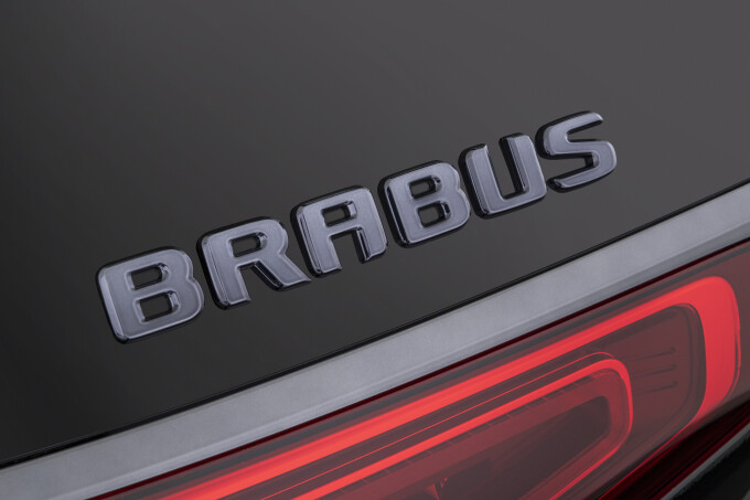 BRABUS-900-Mercedes-Maybach-GLS-Studio-8fcb3b50504b6c26e.jpg