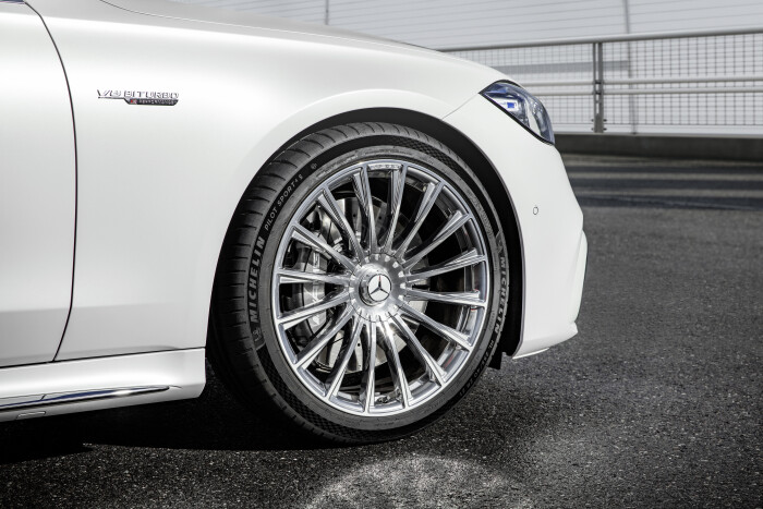 Der neue Mercedes-AMG S 63 E PERFORMANCE (Angaben WLTP | Kraftstoffverbrauch gewichtet, kombiniert: 