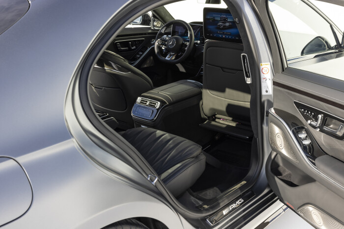 Mercedes-AMG S 63 E PERFORMANCE (Angaben WLTP | Kraftstoffverbrauch gewichtet, kombiniert: 4,4 l/100