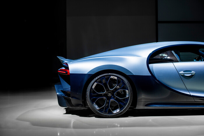 05-BUGATTI_CHIRON-Profilee2f3d2ca4ebdaba7f.jpg