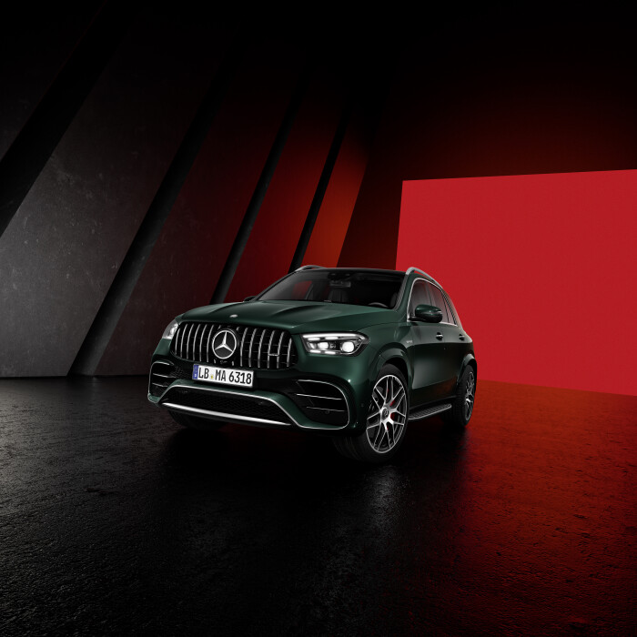 Mercedes-AMG GLE 63 S SUV | 2023 | Kraftstoffverbrauch kombiniert: 12,812,4 l/100 km, CO2-Emissionen kombiniert 291282 g/km | emerald green. (Alle angegebenen Werte sind die ermittelten WLTP-CO-Werte i.S.v. Art. 2 Nr. 3 Durchfhrungsverordnung (EU) 2017/1153. Die Kraftstoffverbrauchswerte wurden auf Basis dieser Werte errechnet.);Kraftstoffverbrauch kombiniert: 12,812,4 l/100 km, CO2-Emissionen kombiniert 291282 g/km*Mercedes-AMG GLE 63 S Coup | 2023 | combined fuel consumption 12.812.4 l/100 km, combined CO2 emissions 291282 g/km | emerald green. (The stated figures are the measured "WLTP CO figures" in accordance with Art. 2 No. 3 of Implementing Regulation (EU) 2017/1153. The fuel consumption figures were calculated on the basis of these figures.);Consumption 12.812.4 l/100 km, combined CO2 emissions 291282 g/km*