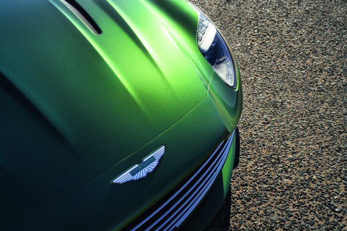The-New-Aston-Martin-DB12_11b33ee3215b1af0ef.md.jpeg