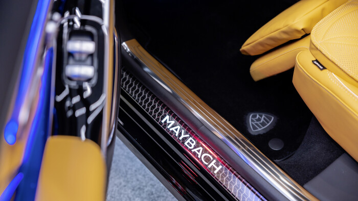 Mit der Vision fr MANUFAKTUR gibt Mercedes-Benz einen Ausblick auf die exklusiven Mglichkeiten des Individualisierungsprogramms MANUFAKTUR. With the Vision of MANUFAKTUR, Mercedes-Benz offers a glimpse of the hyper-exclusive possibilities unleashed by individualisation programme MANUFAKTUR.