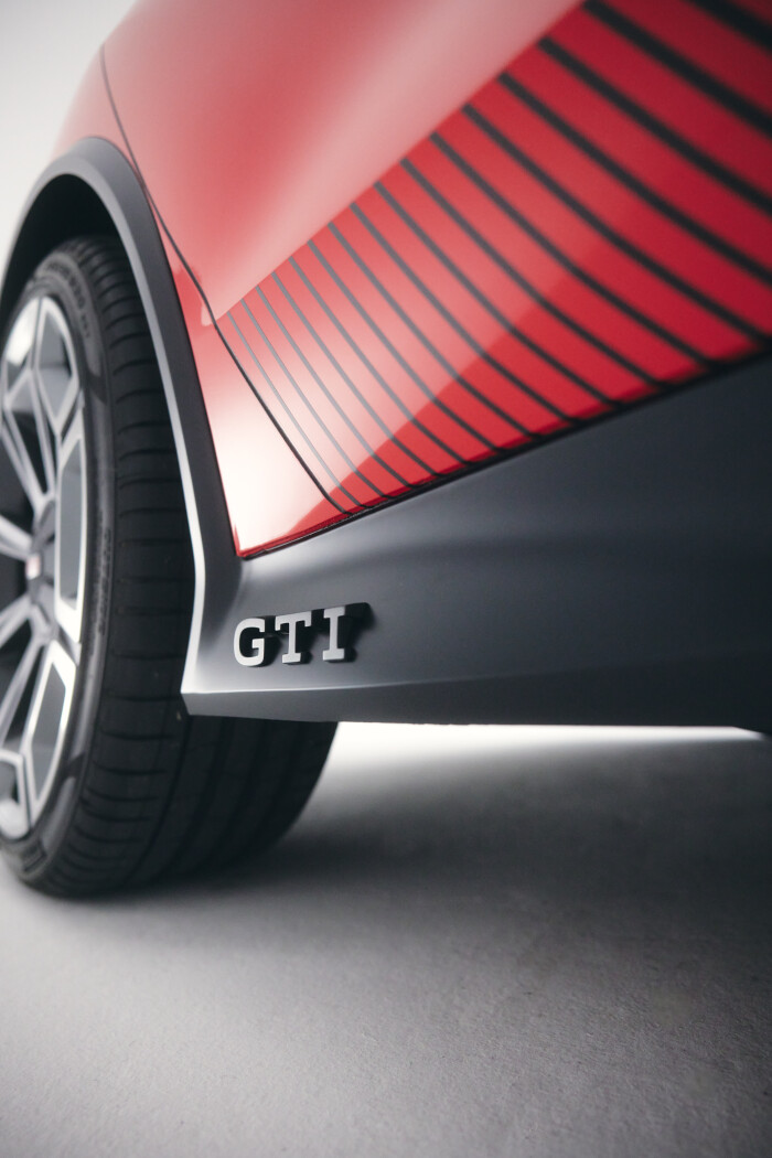 ID GTI Concept Exterior Pictures(22)