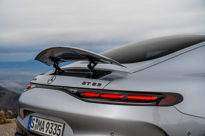 The new Mercedes-AMG GT Coupe_Cirrus Silver