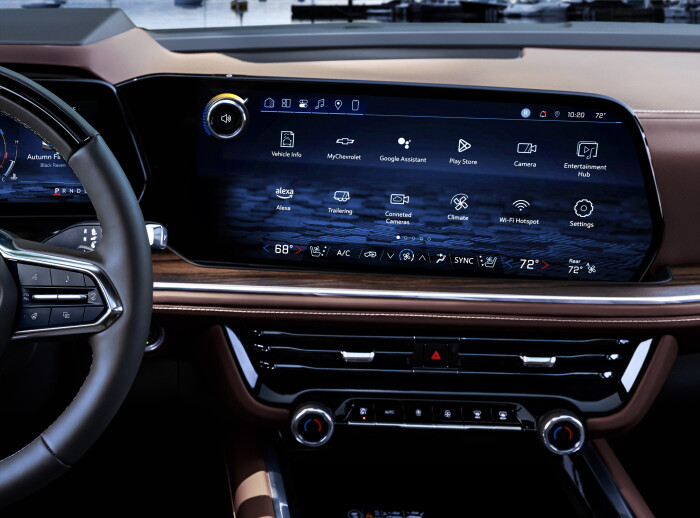 New, standard, best-in-class 17.7-inch-diagonal central touchscreen. Shown in 2025 Suburban High Country. Super Cruise available in 2025 after initial launch.