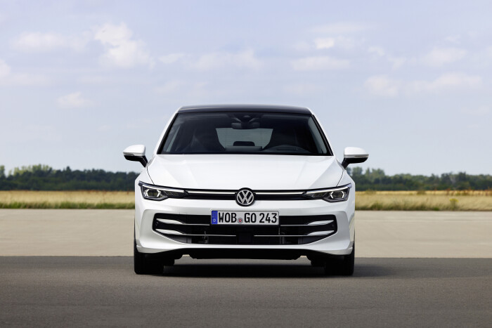 The new Volkswagen Golf eHybrid