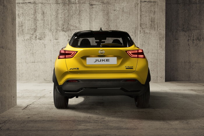 JUKEMC2024-Exterior_iconicyellowbodycolor-N-Sport-fullrearviewddecffef425132fa.jpeg