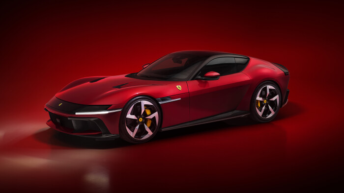 New Ferrari V12 ext 02 red media