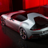 New_Ferrari_V12_ext_04_Design_white_media9bbb29dca5fe4209