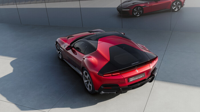 New Ferrari V12 ext 07 Design red media