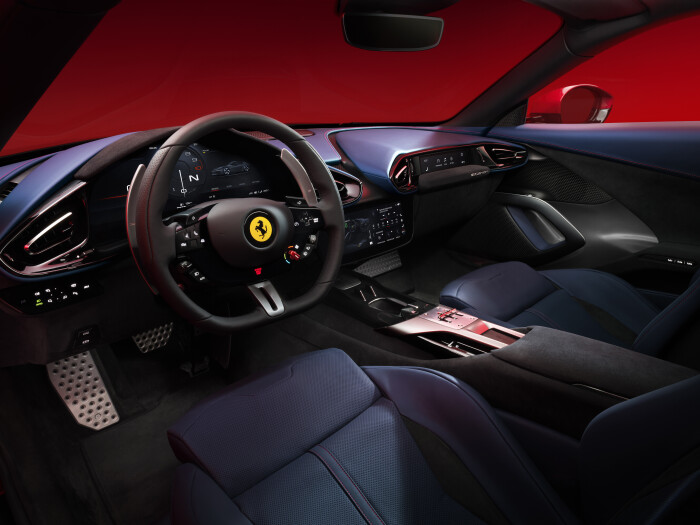 New Ferrari V12 ext 08 red