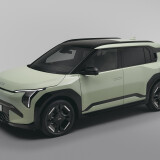 kia-ev3-gtline-aventurinegreen-exterior-highres-0021f6ce45a75b4633b