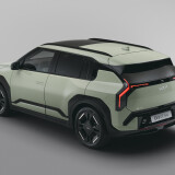 kia-ev3-gtline-aventurinegreen-exterior-highres-0047bb06167d67e6cb6