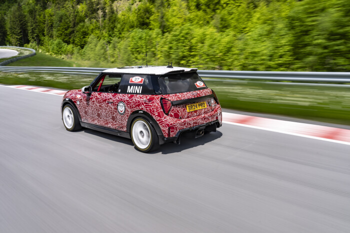 P90549849_highRes_mini-john-cooper-word57b41fb5ac2a224.jpg