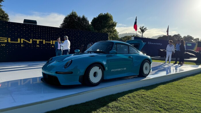 gunther-werks-porsche-911-restomod-1-15af63a5ccd93e0d5.jpeg