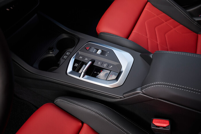 The_new_BMW_M235_xDrive_Gran_Coupe_-_Interior-73cccf1a6d5de0074.jpg