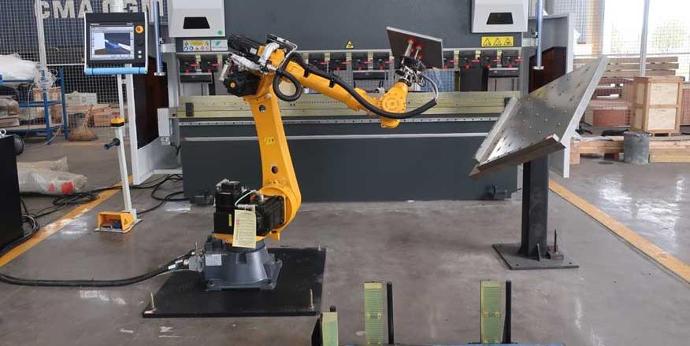 _Bending-Robotic-Solution96396c86bd1d471a.jpg