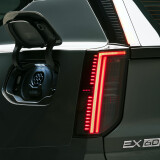 Volvo_EX60_studio2e5e8983a1be5bbf5