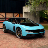 FERRARI_LUCE_FRONT_3Q_16x9_RGB_WEB_SOCIALS1f367a0f407f8583